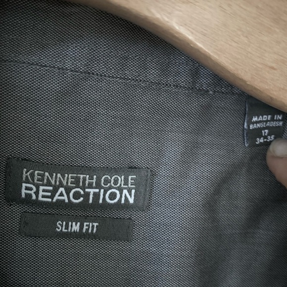 Kenneth Cole Slim Fit Button Up Shirt Size 17 - Picture 5 of 6